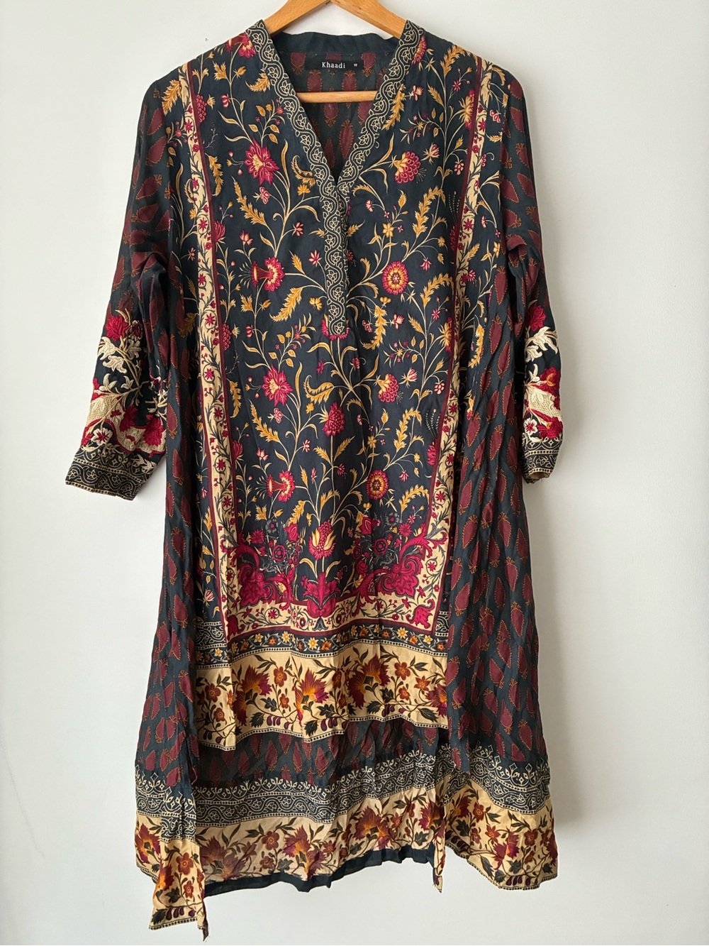 Khaadi Kurta Women’s Size 12 Black Floral Embroidered Cotton Tunic Boho Pakistan